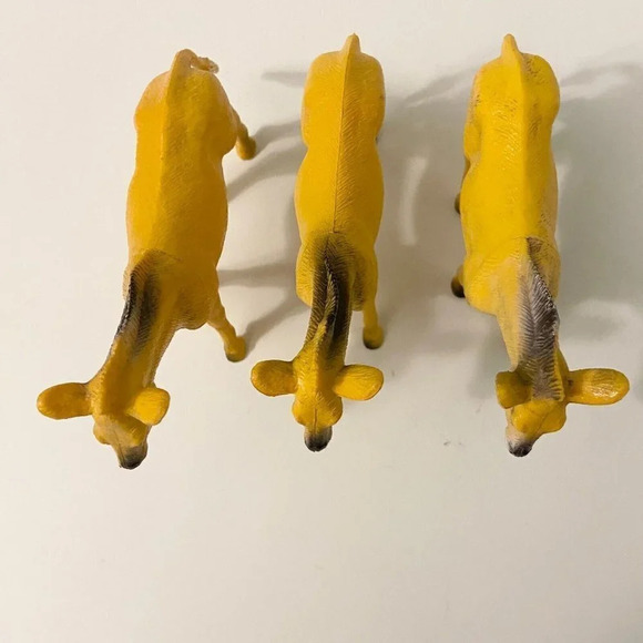 Assorted  Lot of 6 Animal Figures Cows Donkey Pigs Plastic Farm Animal Toys - Picture 15 of 16